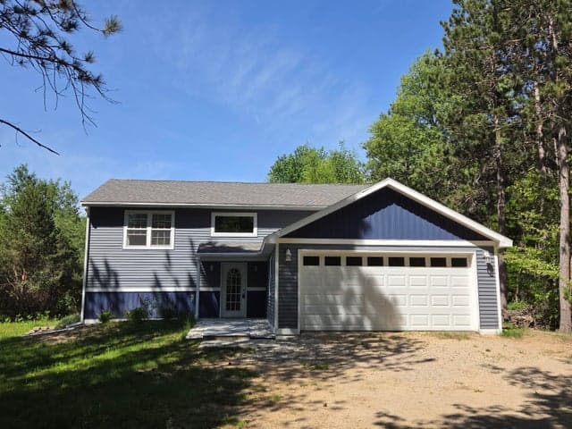 891 N White Birch Drive, Ludington, MI 49431