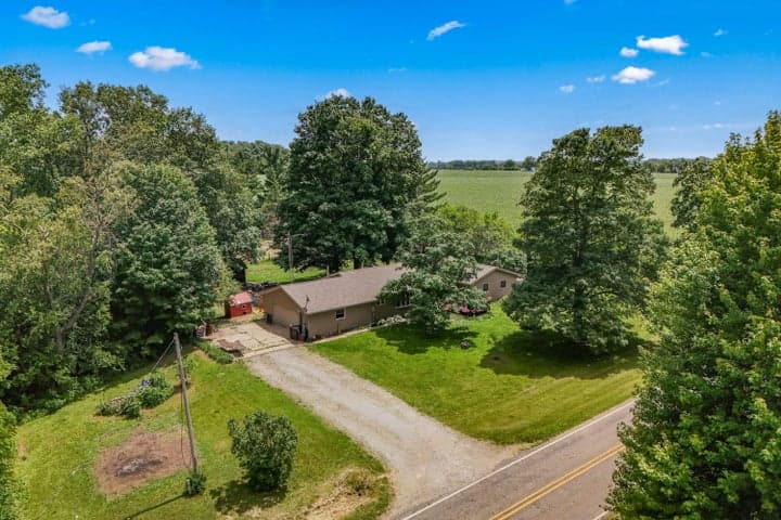 7051 Long Lake Road, Reading, MI 49274