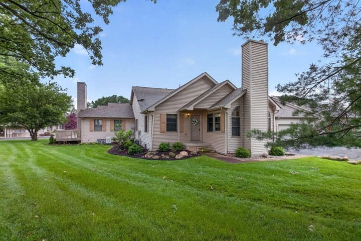4297 Fairway Lane, Jackson, MI 49201