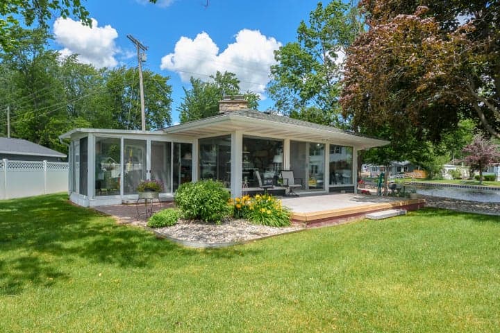 2282 Parker Drive, Wayland, MI 49348