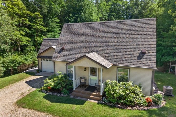 21643 11 Mile Road, Big Rapids, MI 49307