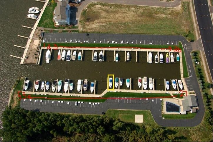 910 W Savidge Street 39, Spring Lake, MI 49456