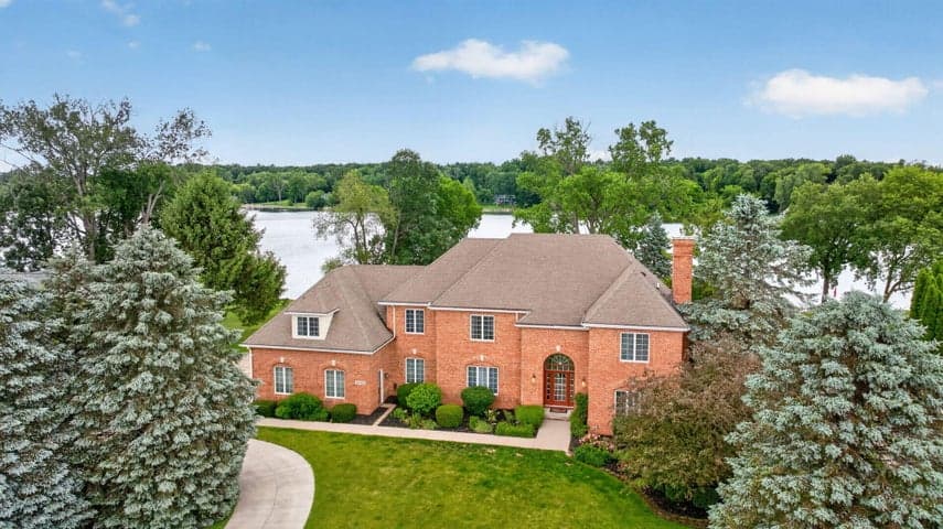 14908 Canary Court, Brooklyn, MI 49230