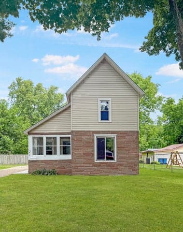 21 E Willard Avenue E, Battle Creek, MI 49037