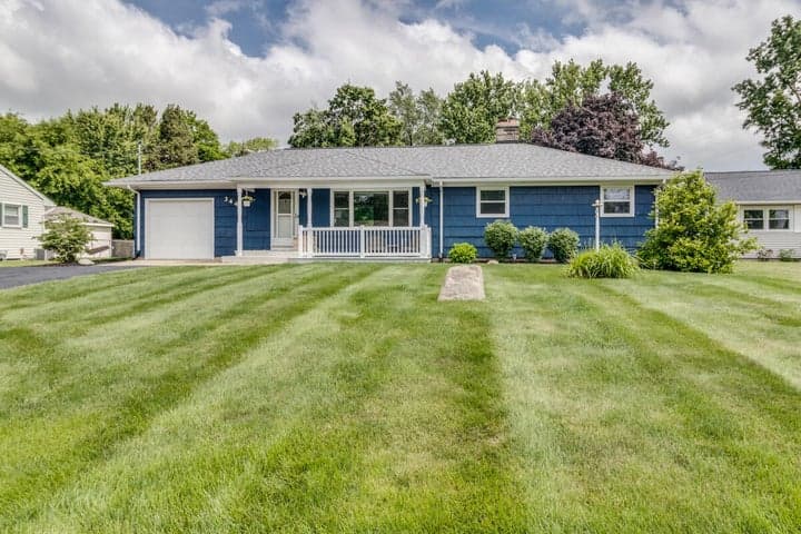 344 Lakeshore Drive, Battle Creek, MI 49015