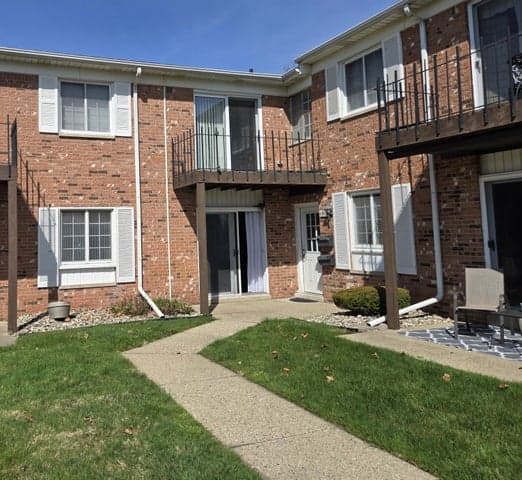 1512 Normandy Court 105, Royal Oak, MI 48073