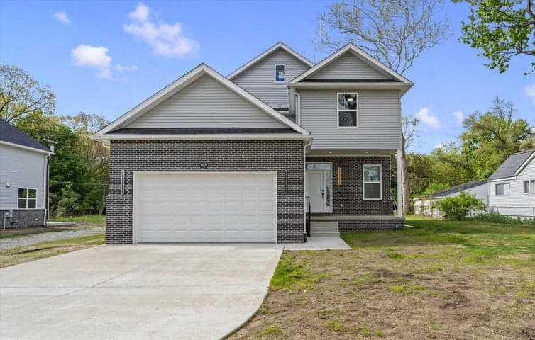 35655 Joy Road, Westland, MI 48185
