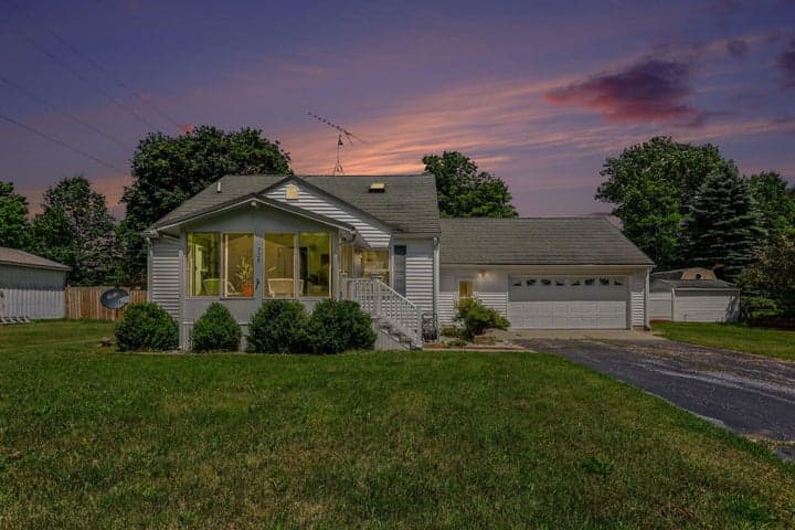 728 Ohio Avenue, Fremont, MI 49412