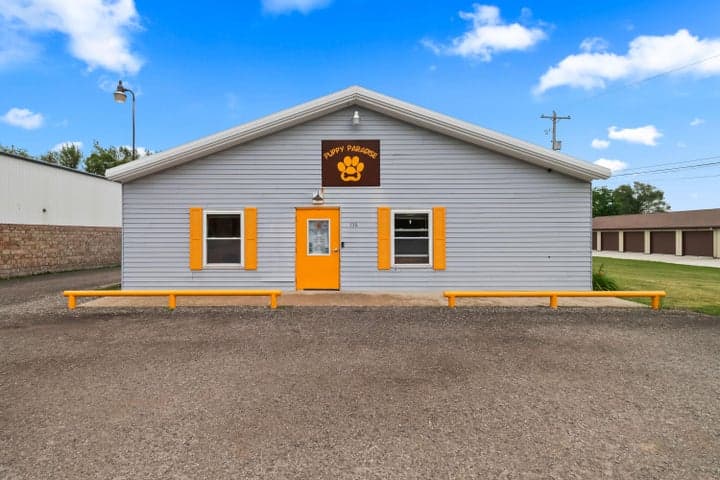 136 Concord Road, Jonesville, MI 49250