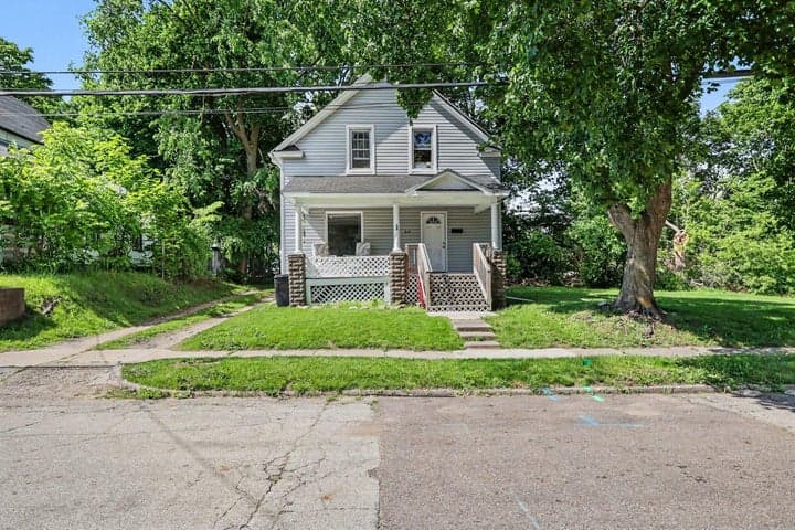 54 Frisbie Avenue, Battle Creek, MI 49037
