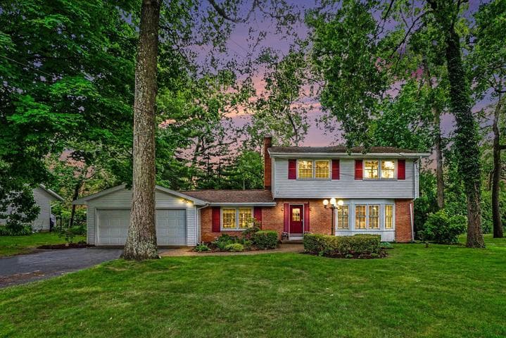 6821 Isabelle Street, Portage, MI 49024