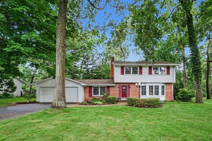 6821 Isabelle Street, Portage, MI 49024