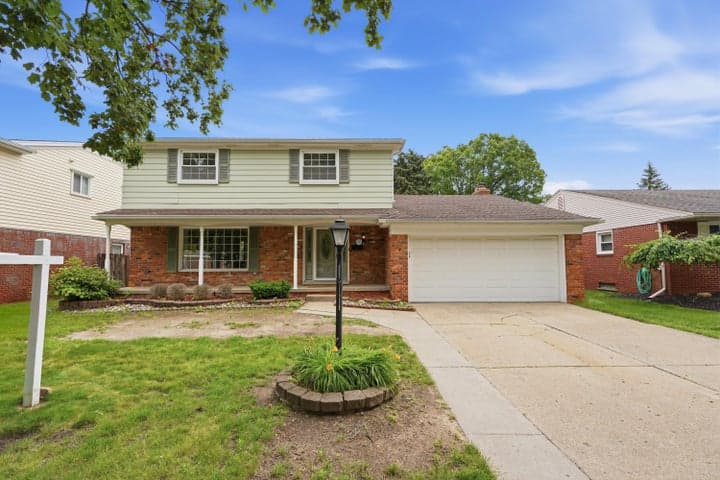 14140 Hubbard Street, Livonia, MI 48154