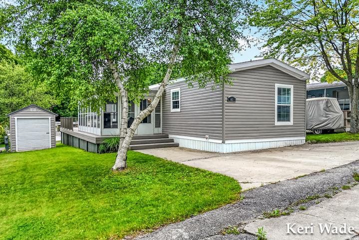 6100 N Beaune Road 40, Ludington, MI 49431