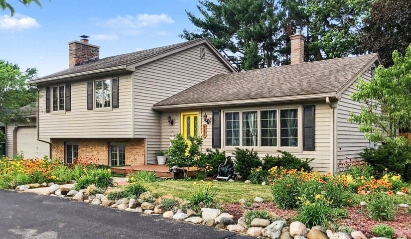 8305 Brookwood Drive, Portage, MI 49024