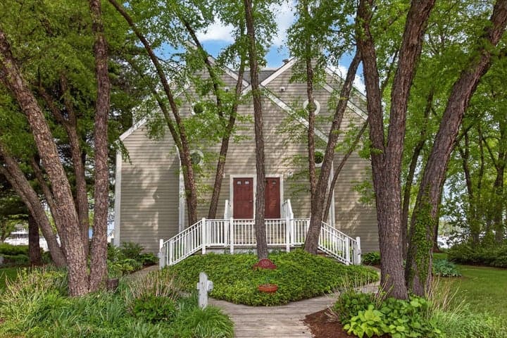320 Oselka Drive 243, New Buffalo, MI 49117