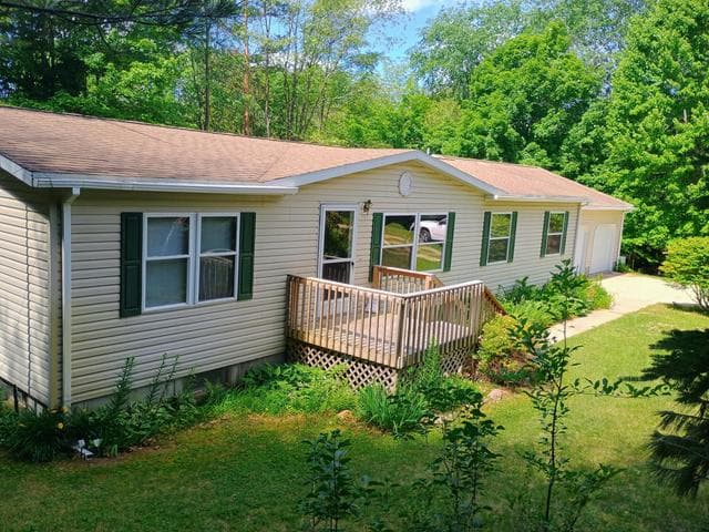 167 Mill Road, Blanchard, MI 49310