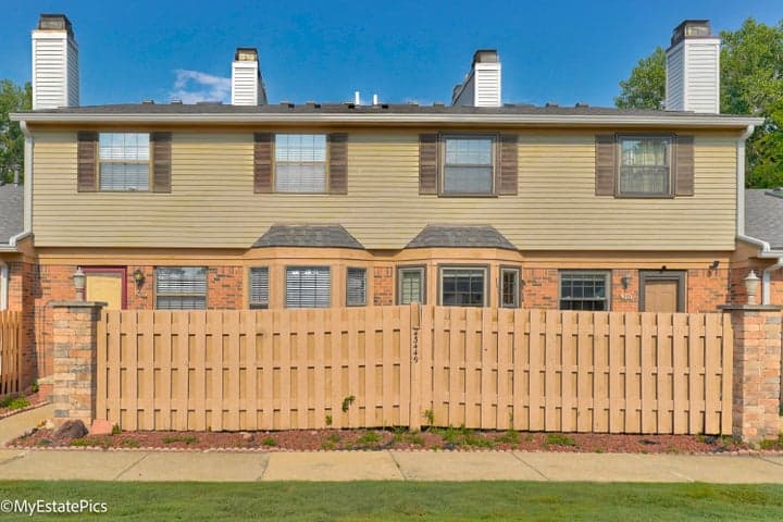 43449 Arbor Way Drive W 200, Canton, MI 48188