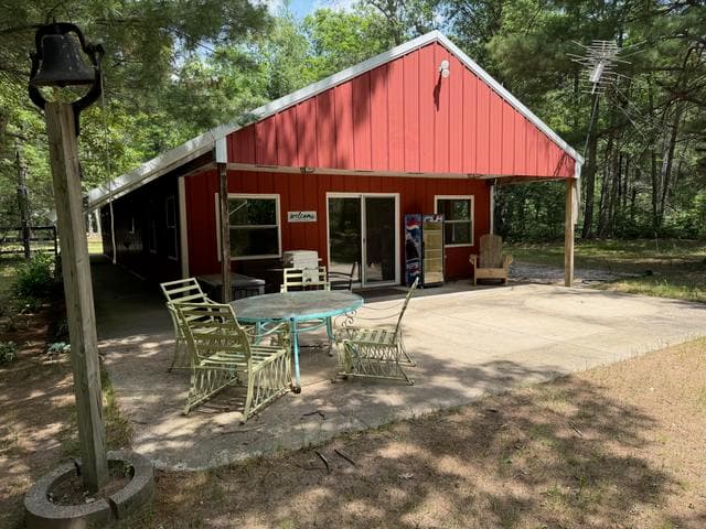 22533 Hoxeyville, Wellston, MI 49689