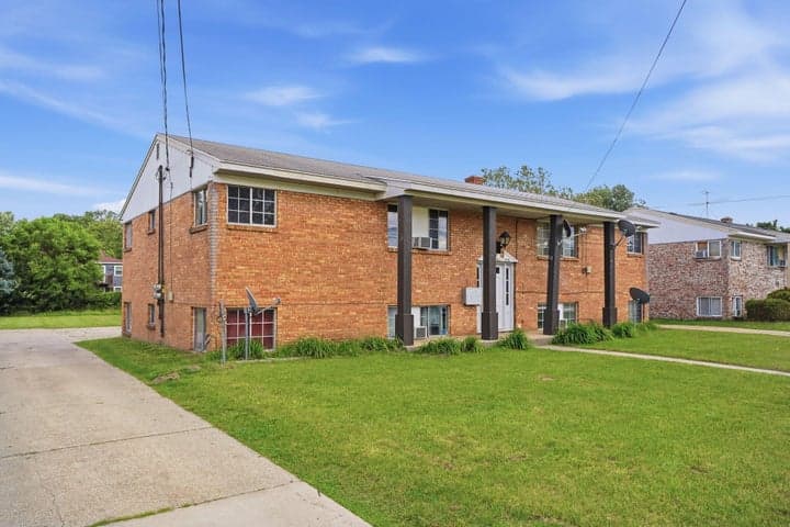 2916 Taft Avenue SW, Wyoming, MI 49519