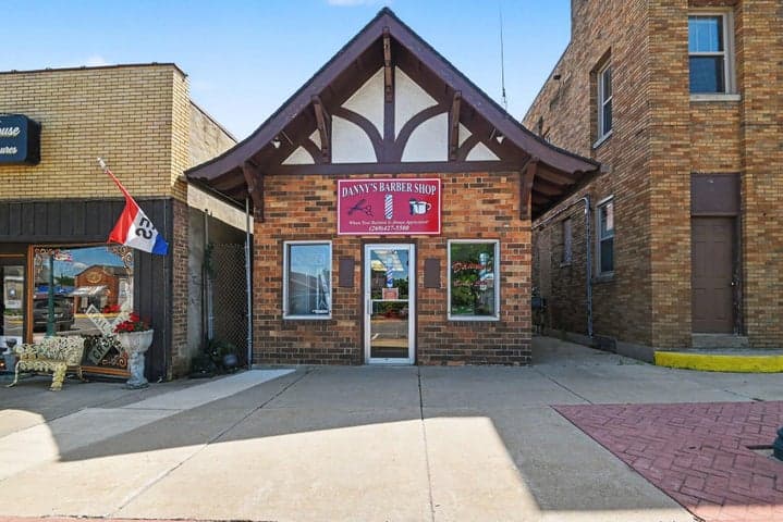 253 W Monroe Street, Bangor, MI 49013
