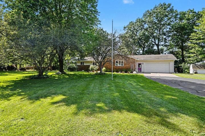 10492 Range Line Road, Berrien Springs, MI 49103