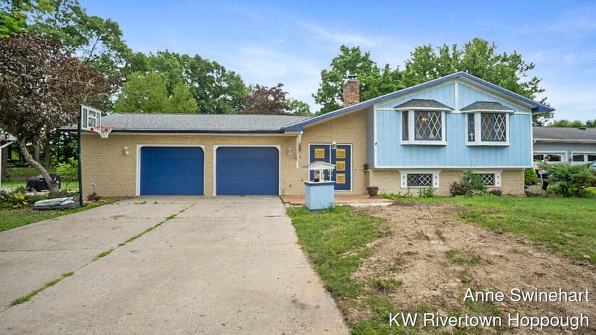 1686 Stonehaven Drive, Holt, MI 48842
