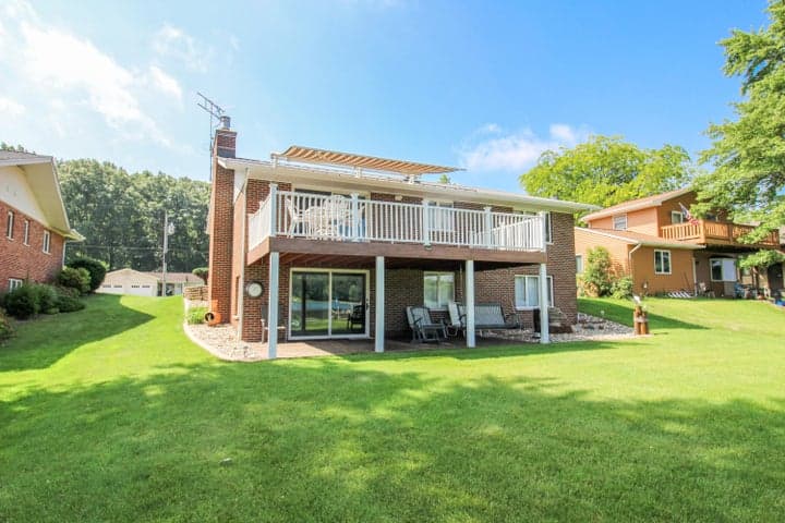 13408 Pleasant View Road, Three Rivers, MI 49093