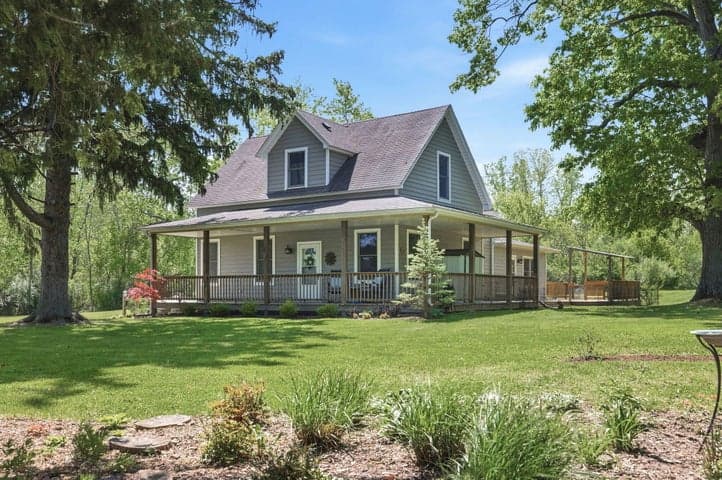 7780 W East Road, Lakeside, MI 49116