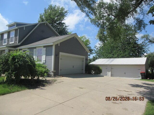 Photo 6
