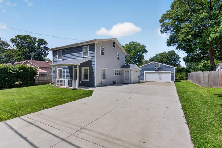 4718 S Draper Road, Jackson, MI 49203