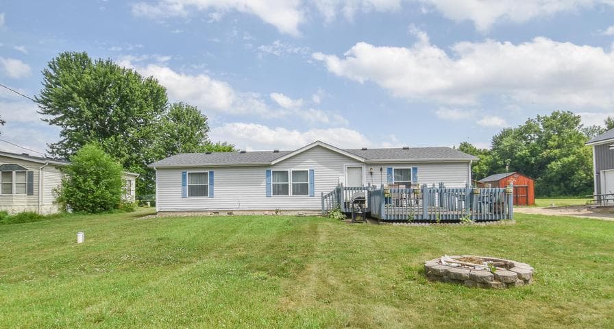 817 Williams Drive, Quincy, MI 49082