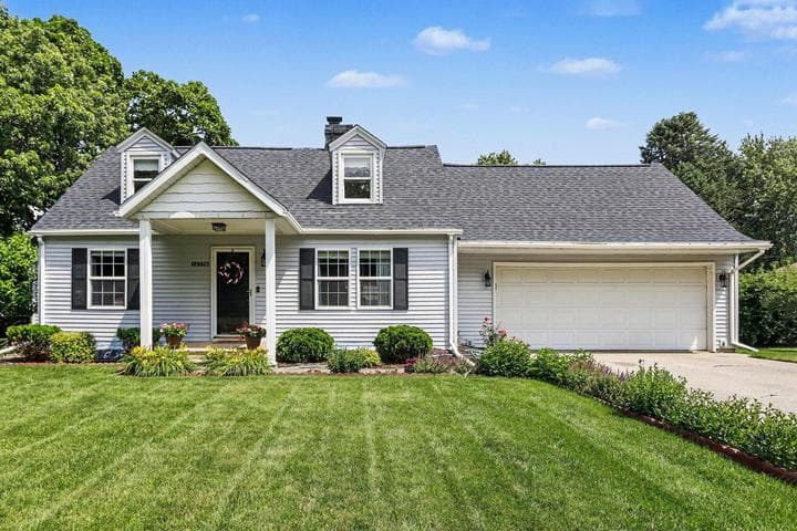 16596 Morris Avenue, Three Rivers, MI 49093