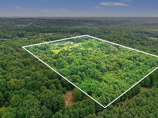 52 W Johnson Road, Shelby, MI 49455