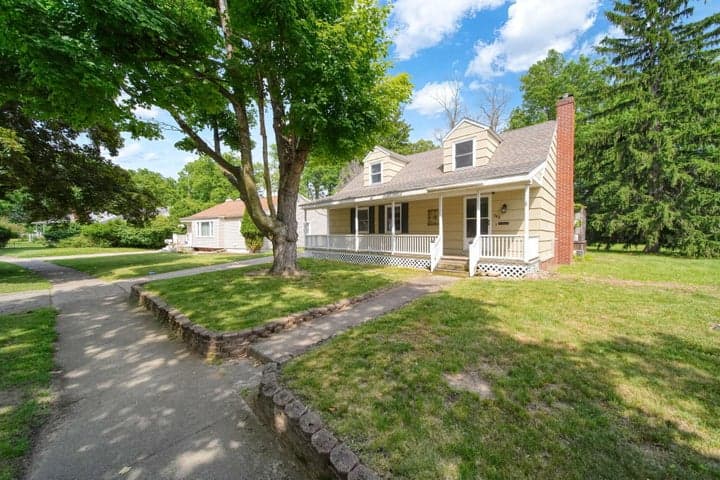 743 Briarcliff Road, Jackson, MI 49201