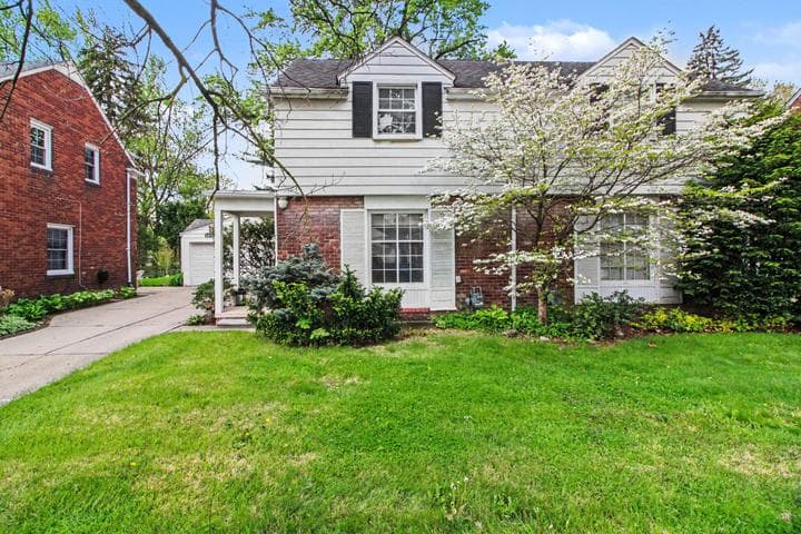 3857 Brewster Street, Dearborn, MI 48120