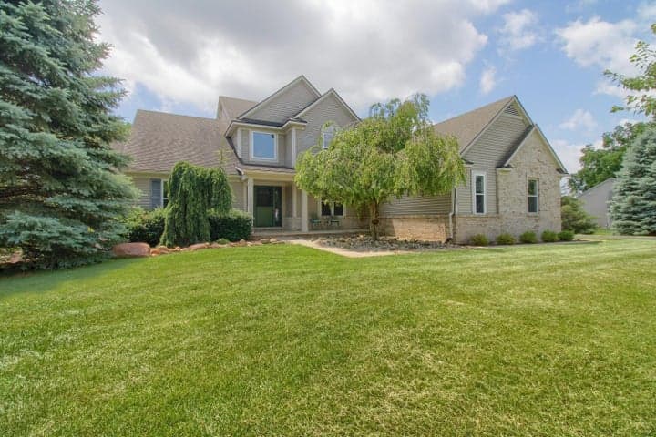 6833 N Meadows Pass, Dexter, MI 48130