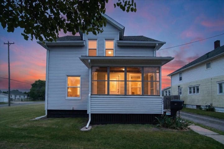 237 N Forbes Street, Jackson, MI 49202