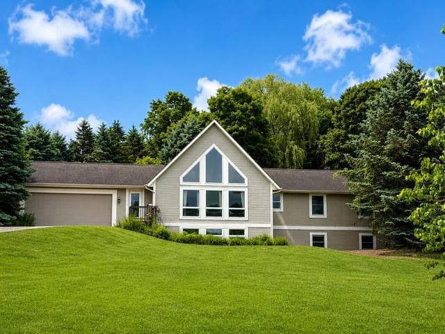 350 Mary Court, Hesperia, MI 49421