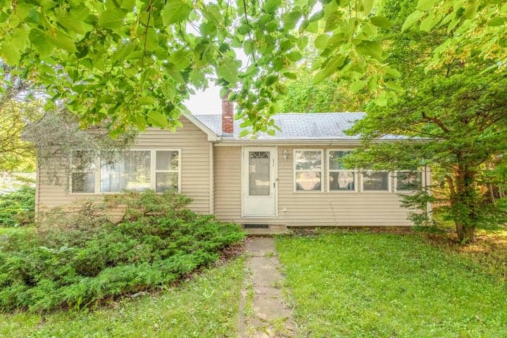 5935 Sawyer Road, Sawyer, MI 49125
