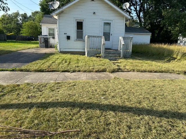 822 Campbell Street, Flint, MI 48507