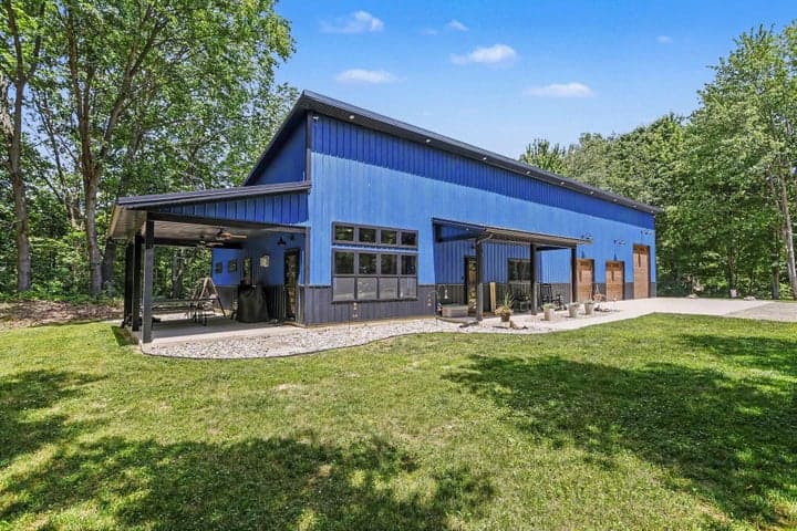 86960 County Road 681, Decatur, MI 49045