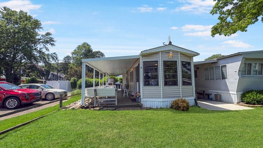 2250 Ottawa Beach Road 45, Holland, MI 49424