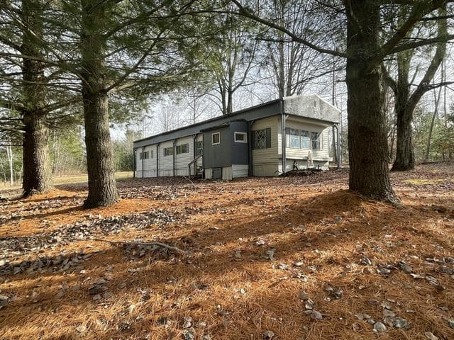 4979 21 Mile Road, Marion, MI 49665