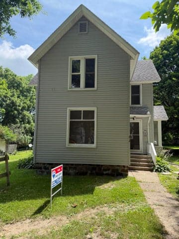 814 N Clinton Street, Albion, MI 49224