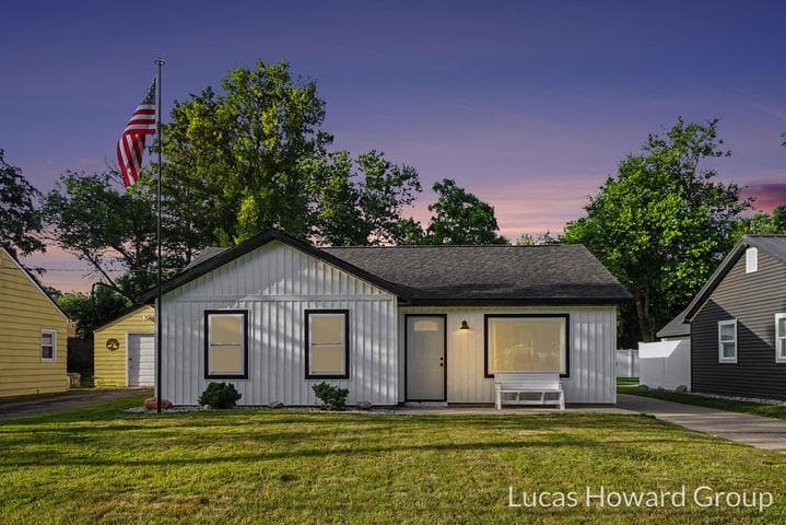 3426 Mulhearn Avenue, Kalamazoo, MI 49048