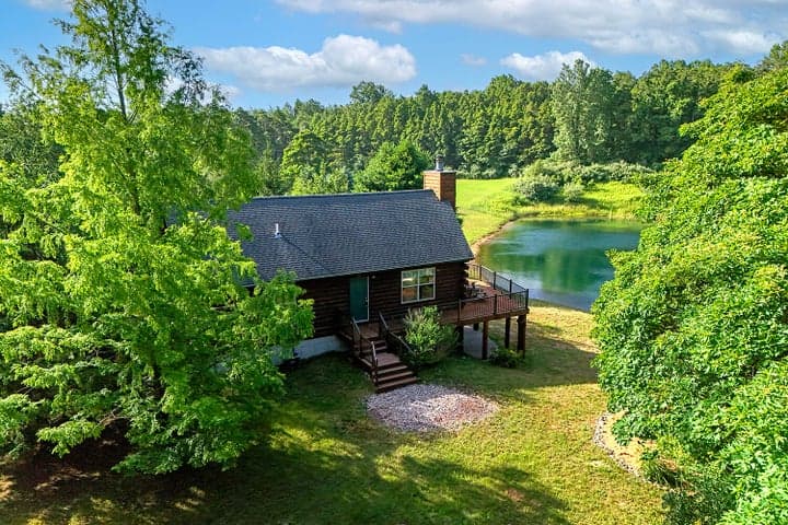 6645 Foote Trail, Fennville, MI 49408