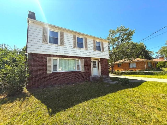 4311 Curwood Avenue SE, Grand Rapids, MI 49508