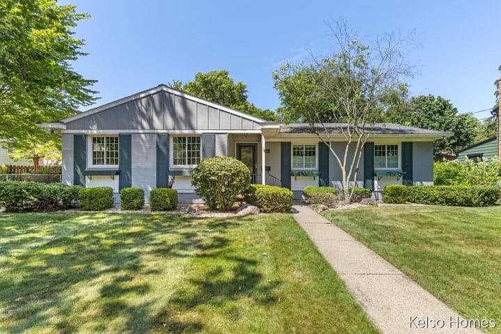 1641 Saginaw Road SE, Grand Rapids, MI 49506