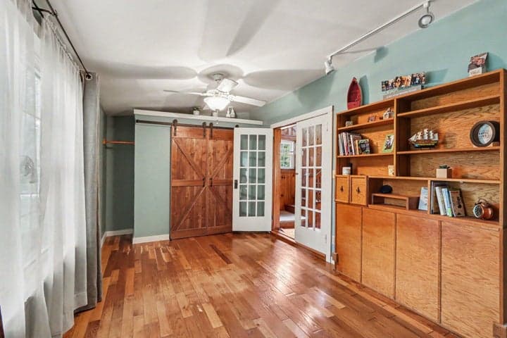 Photo 4